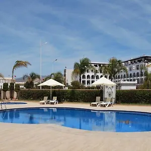 4* شقة فندقية Rofaida